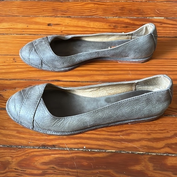 FRYE light brown leather crossover ballet flats size 7 excellent condition - Picture 4 of 10